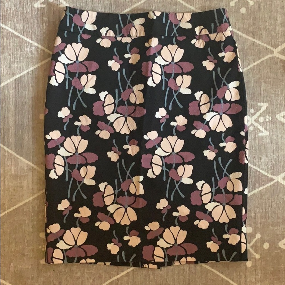 Ann Taylor Pencil Skirt Gingko Pattern